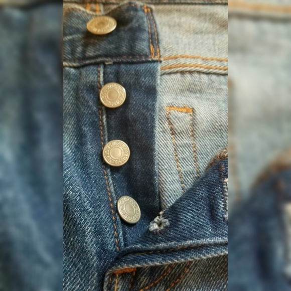 LEVI 501 Jeans - Picture 5 of 11